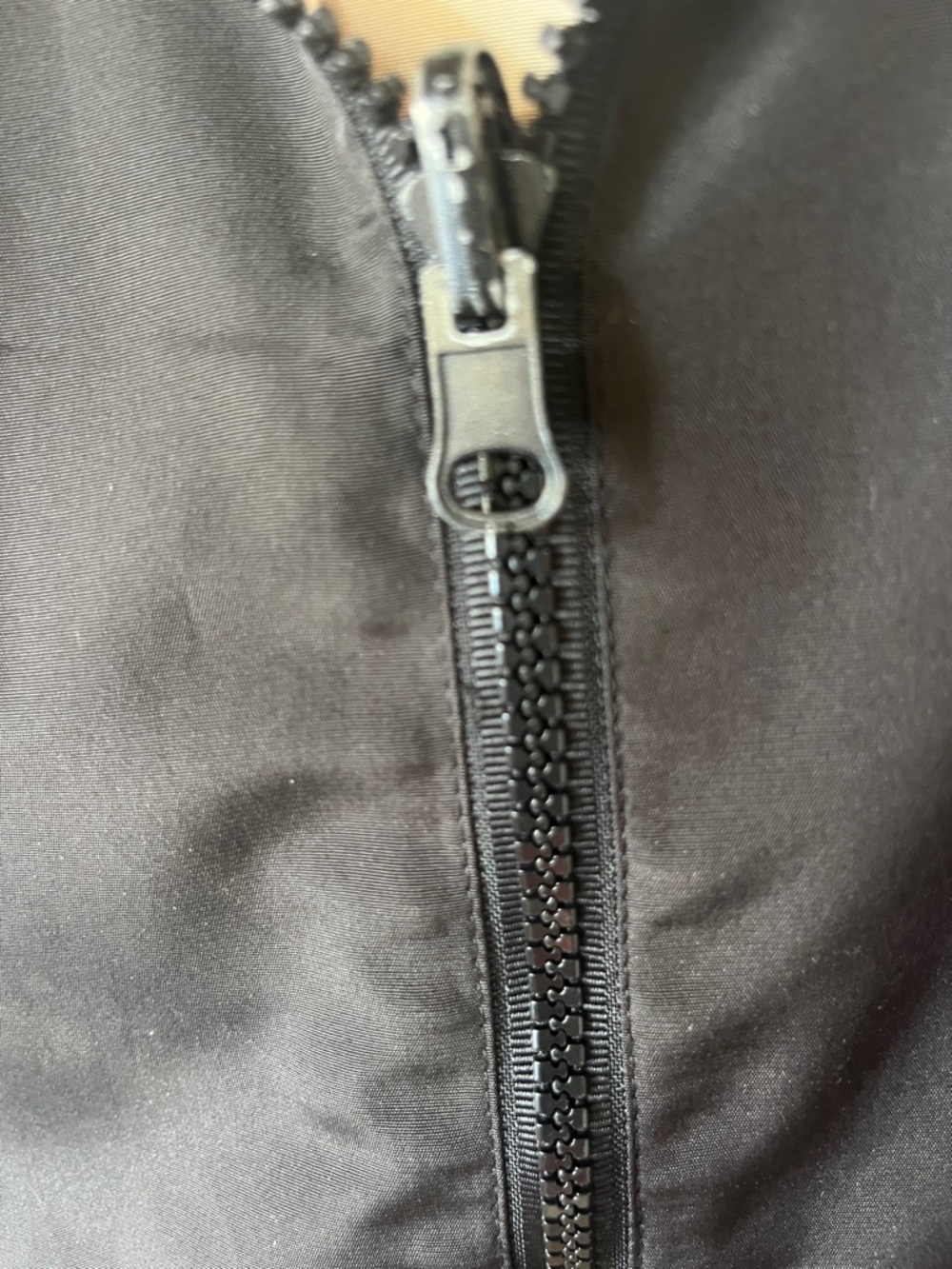 Reversible Tan and Black Hooded Zippered Rain Jacket with Storage Bag - Picture 3 of 8